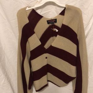 V neck striped sweater